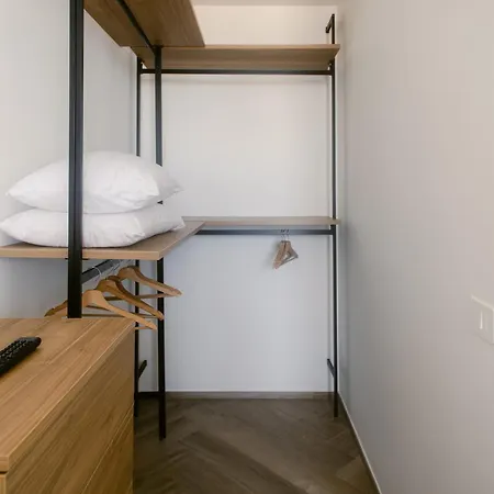 Erigia House - Eleganti - * Molfetta